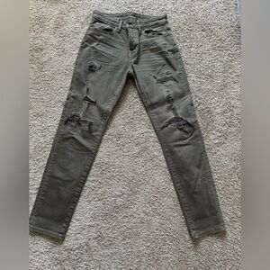 American Eagle Distressed Jeans